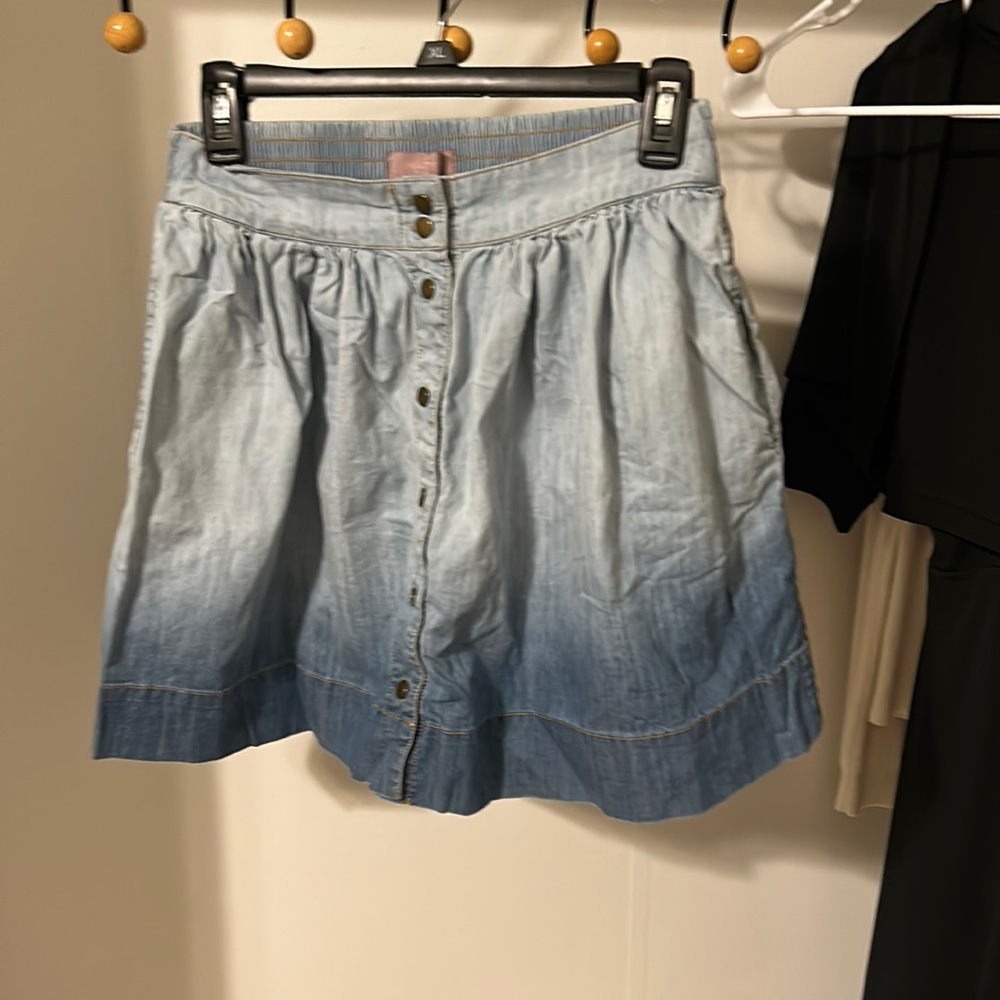 Women’s nice jean skirt